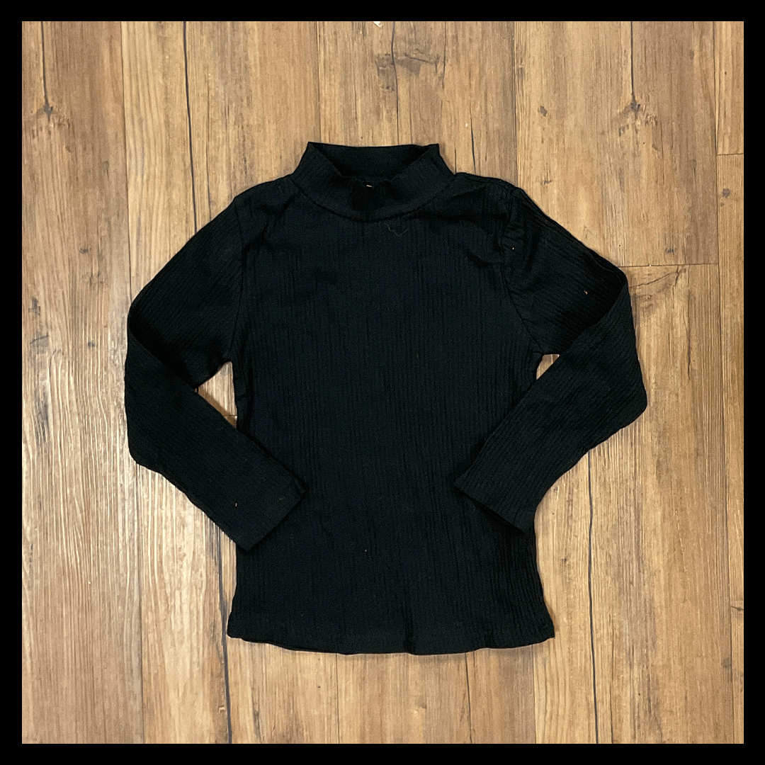 Mastermind315 Black turtleneck