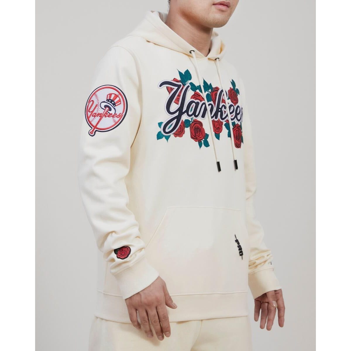 PRO STANDARD jacket M NEWYORK YANKEE'S EGGSHELL  ROSES HOODIE